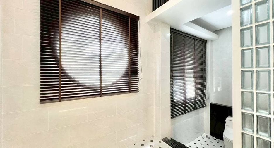 For sale 4 ベッドルーム villa in Mueang Phuket, Phuket