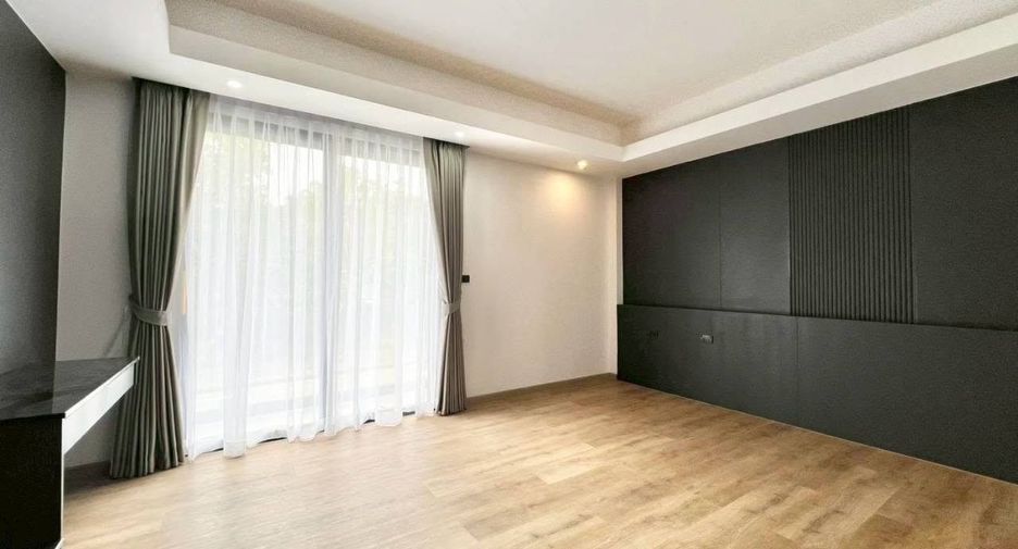 For sale 4 ベッドルーム villa in Mueang Phuket, Phuket
