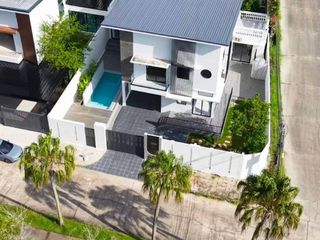 ขาย 4 ห้องนอน วิลล่า ใน เมืองภูเก็ต, ภูเก็ต