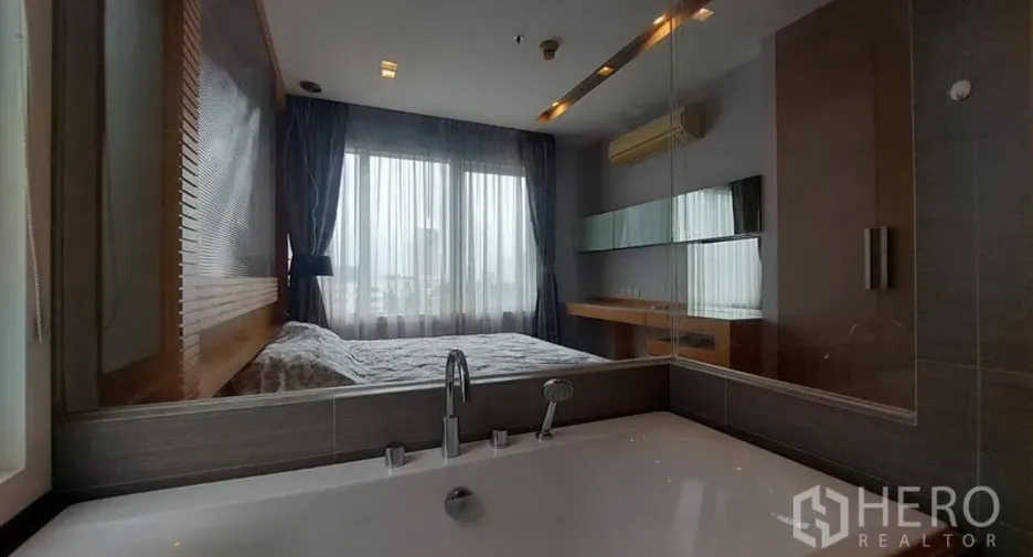 ให้เช่า 2 ห้องนอน คอนโด ใน คลองเตย, กรุงเทพฯ