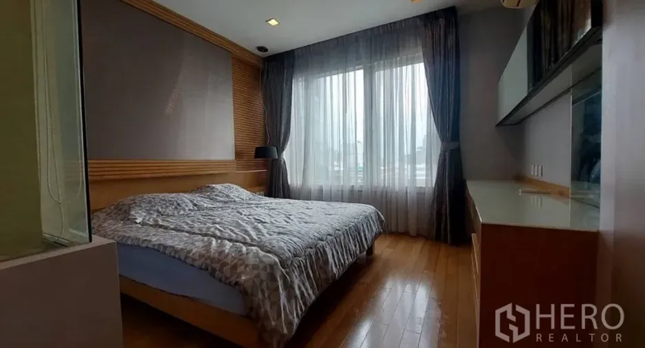 ให้เช่า 2 ห้องนอน คอนโด ใน คลองเตย, กรุงเทพฯ