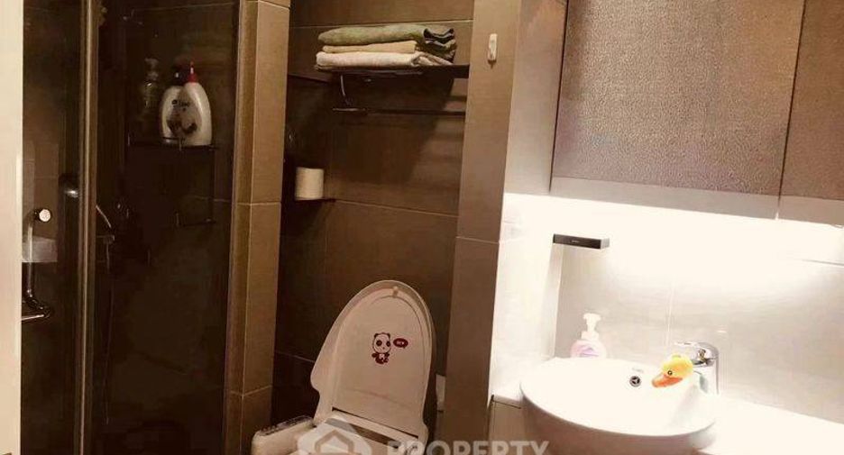 For sale 2 ベッドルーム condo in Huai Khwang, Bangkok