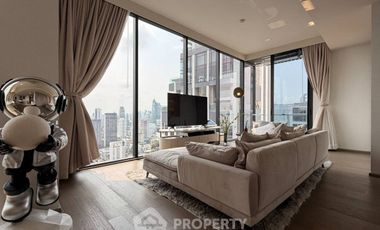 For rent 3 bedrooms condo in Khlong Toei, Bangkok