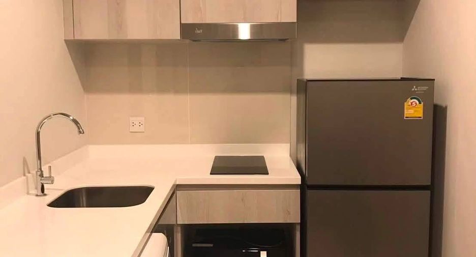 For rent 1 bed condo in Pathum Wan, Bangkok