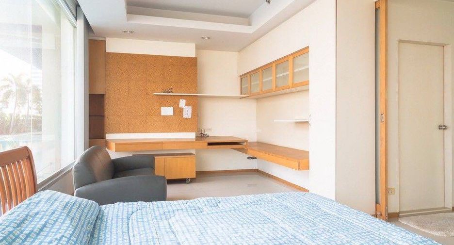 Wohnung zur Miete mit 1 Zimmer in Yan Nawa, Bangkok