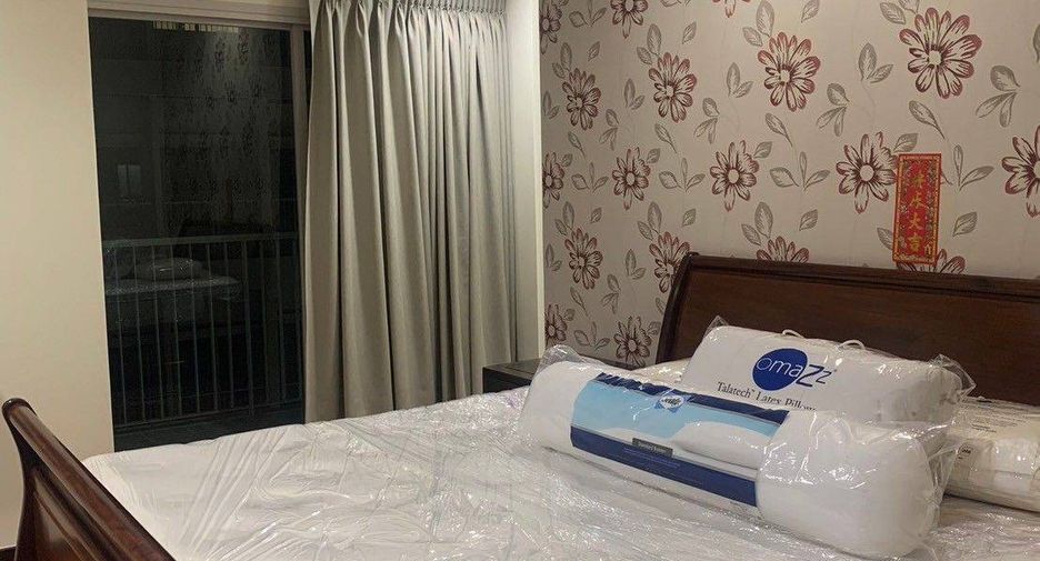 For rent 2 bedrooms condo in Watthana, Bangkok