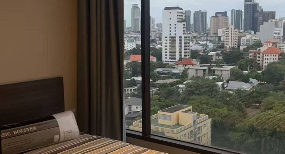 For rent 2 bedrooms condo in Watthana, Bangkok