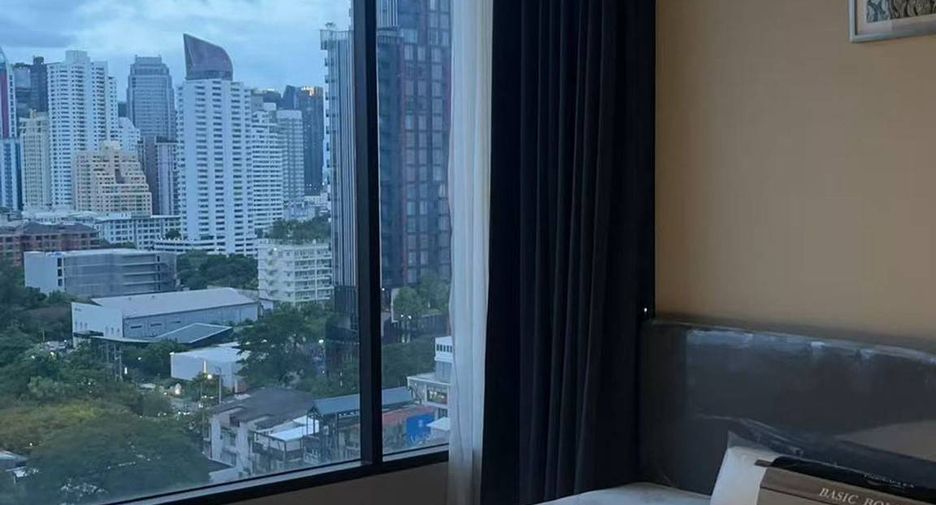 For rent 2 bedrooms condo in Watthana, Bangkok