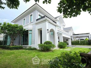 Casa en alquiler de 4 habitaciones en Lat Krabang, Bangkok