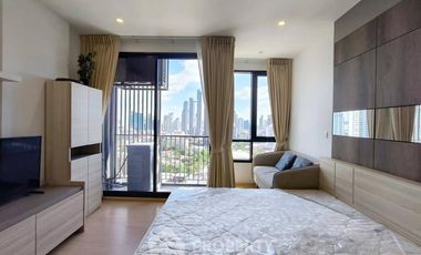 For rent 1 Beds condo in Watthana, Bangkok