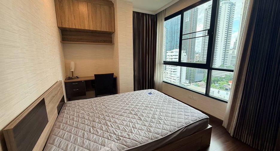 For rent 2 bedrooms condo in Sathon, Bangkok