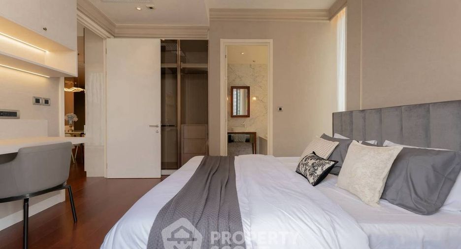 For rent 2 bedrooms condo in Watthana, Bangkok