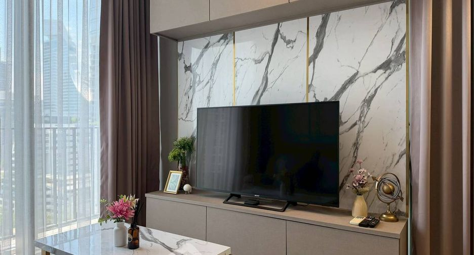 Wohnung zur Miete mit 1 Zimmer in Pathum Wan, Bangkok