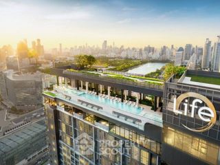 Condo en venta de 2 habitaciones en Khlong Toei, Bangkok