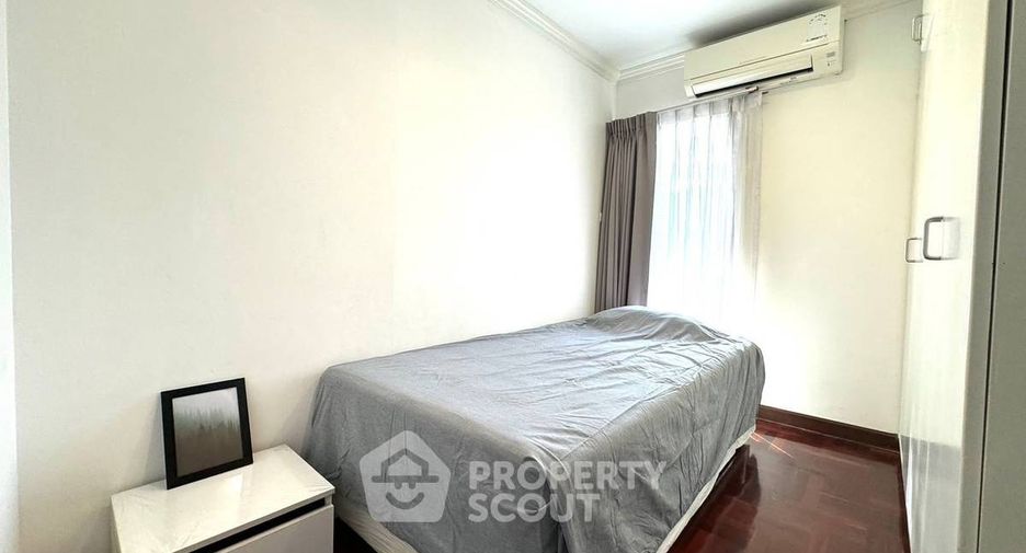 Wohnung zur Miete und zum Kauf mit 3 Zimmer in Watthana, Bangkok