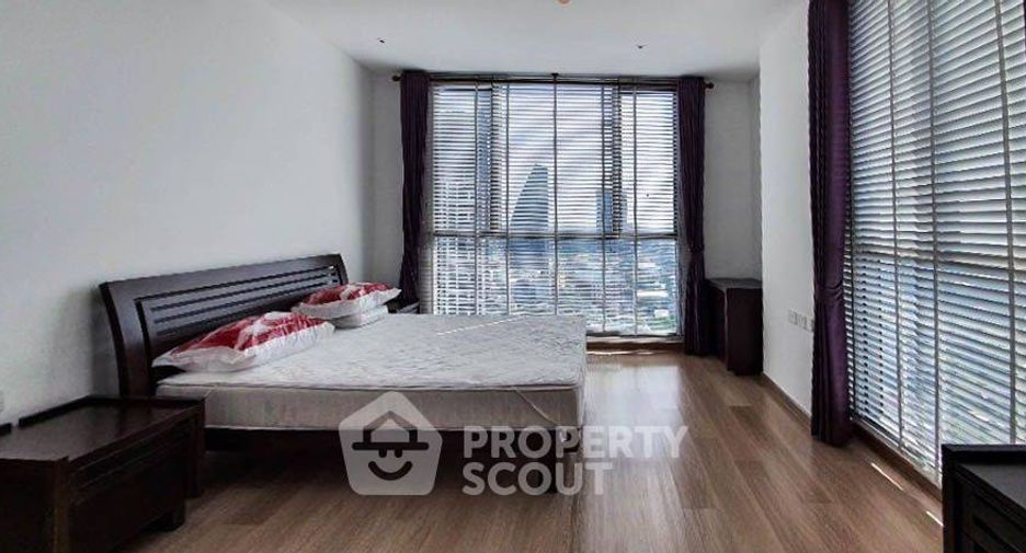 For rent そして for sale 3 ベッドルーム condo in Khlong Toei, Bangkok