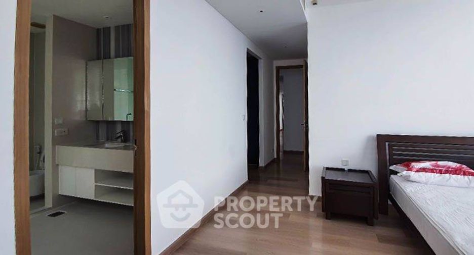 For rent そして for sale 3 ベッドルーム condo in Khlong Toei, Bangkok