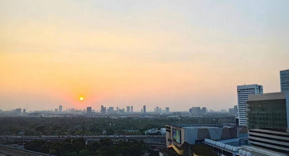 Condo en alquiler y en venta de 2 habitaciones en Chatuchak, Bangkok