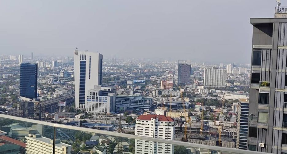 Condo en alquiler y en venta de 2 habitaciones en Chatuchak, Bangkok