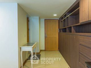 Аренда и продажа 3 спальни кондо в Пхая Тхаи, Бангкок