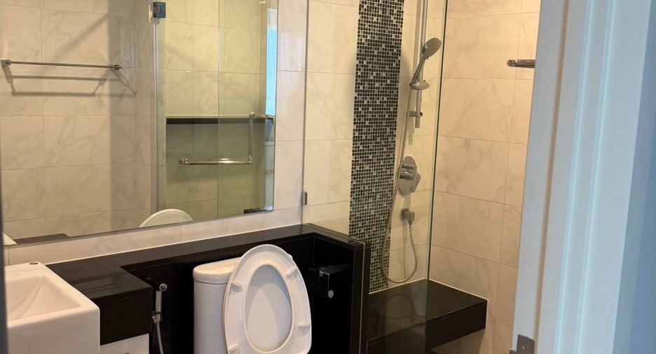 À vendre 5 chambres condo à Yan Nawa, Bangkok