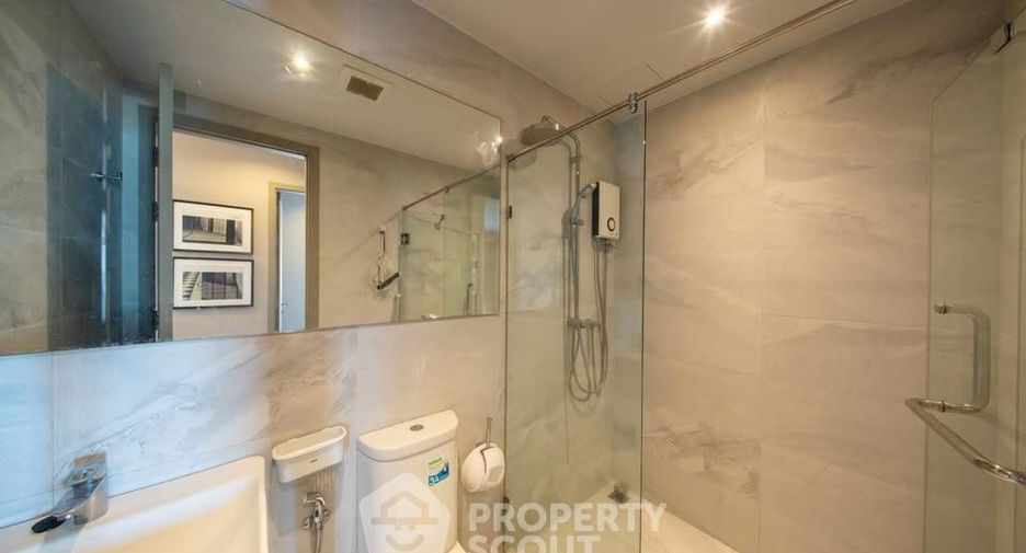 For sale 2 bedrooms condo in Watthana, Bangkok