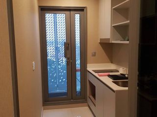 Продажа 1 кровать кондо в Пхра Кханонг, Бангкок