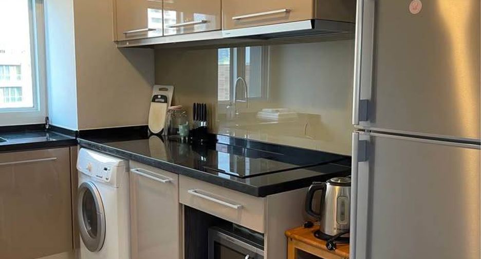 For sale 1 bed condo in Watthana, Bangkok