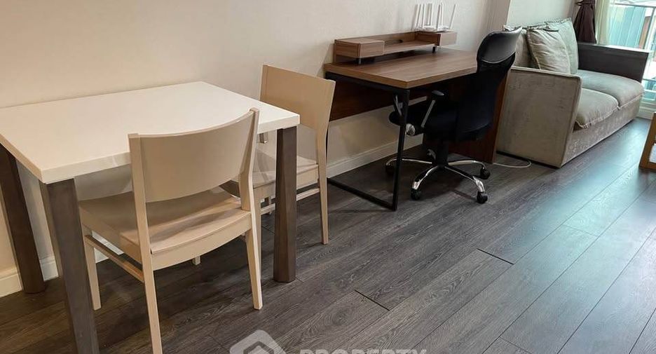 For sale 1 bed condo in Watthana, Bangkok