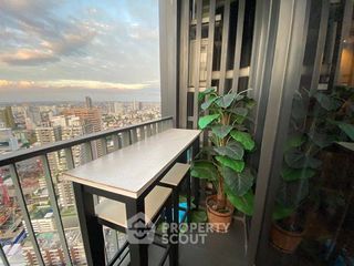 Продажа 2 спальни кондо в Чатучак, Бангкок
