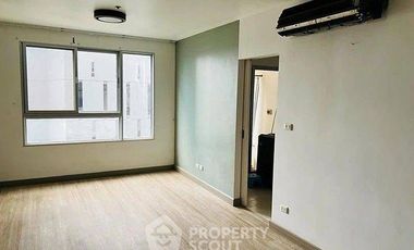 For sale 1 bed condo in Khlong Toei, Bangkok
