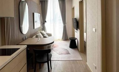For rent and for sale 1 bed condo in Watthana, Bangkok