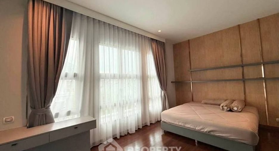 Haus zur Miete und zum Kauf mit 4 Zimmer in Lat Krabang, Bangkok