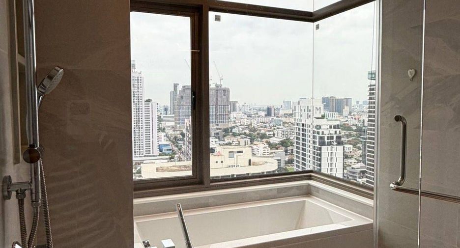 ขาย 2 ห้องนอน คอนโด ใน วัฒนา, กรุงเทพฯ