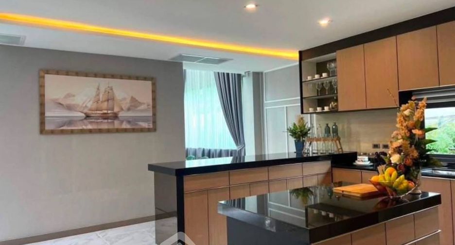 出租 和 出售 4 卧室 独立屋 在 Huai Yai, 芭提雅
