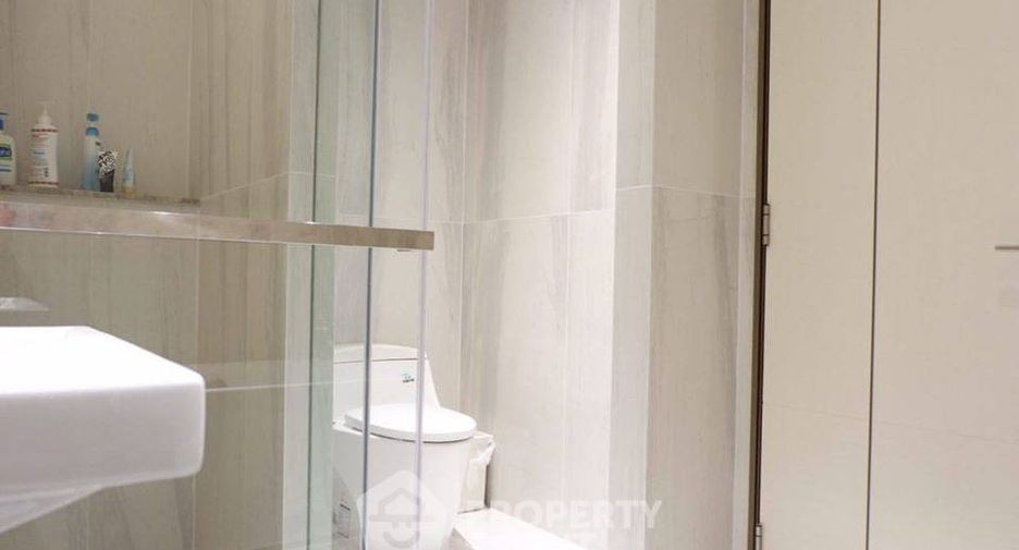 À vendre 1 chambre condo à Khlong Toei, Bangkok