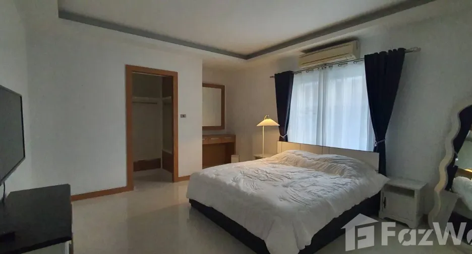 For rent 5 bedrooms villa in Bang Lamung, Chonburi