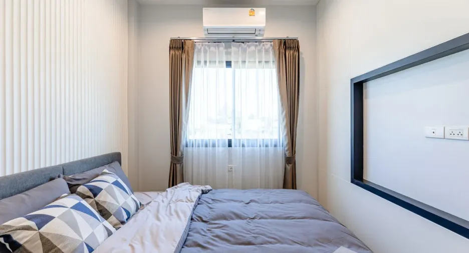 À vendre 4 chambres maison de ville à San Kamphaeng, Chiang Mai