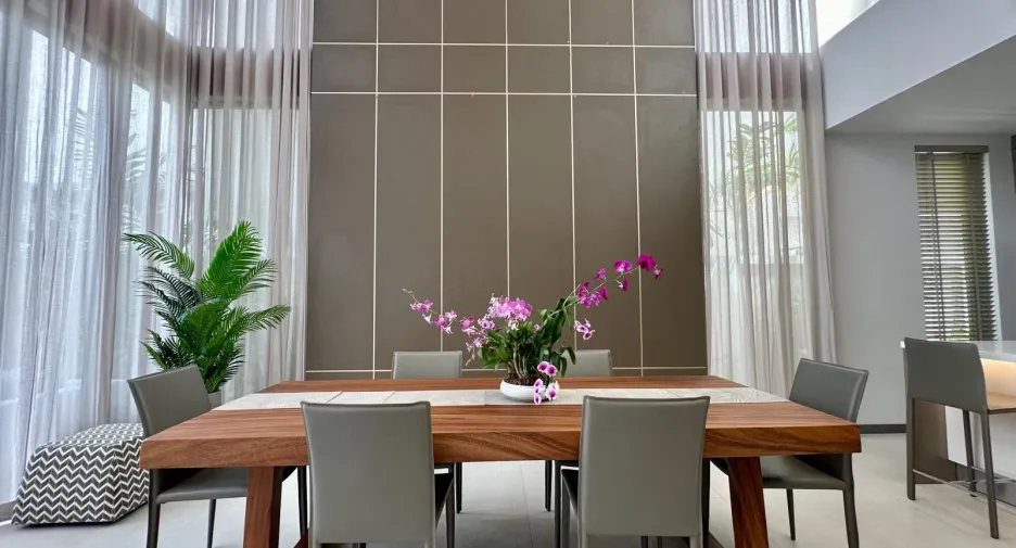 Villa en alquiler de 4 habitaciones en Thalang, Phuket