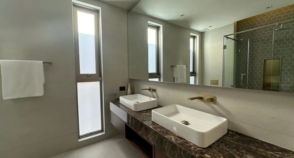 Villa en alquiler de 4 habitaciones en Thalang, Phuket