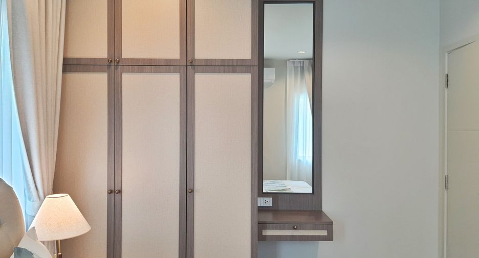 Casa en alquiler de 4 habitaciones en Mueang Phuket, Phuket