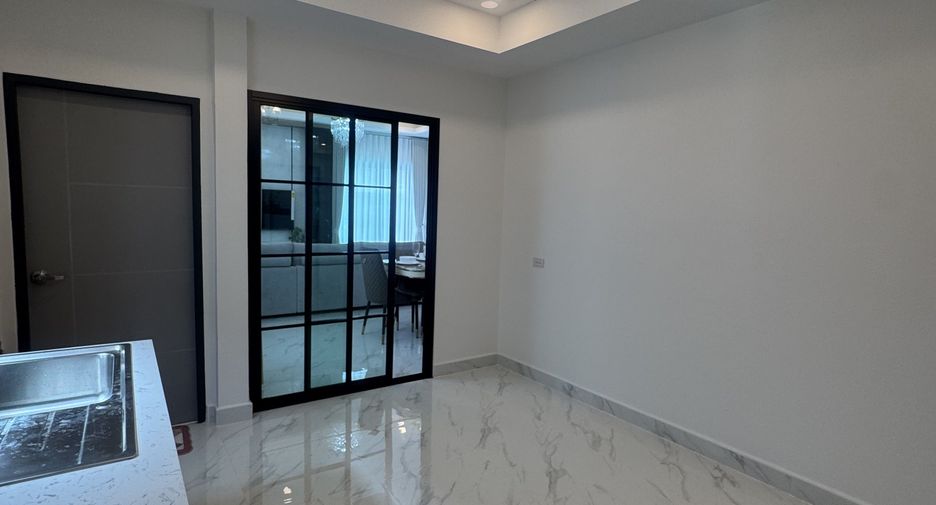 For sale 3 bedrooms house in Bang Lamung, Chonburi