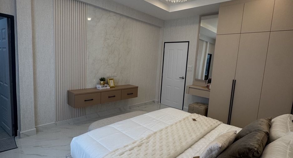 For sale 3 bedrooms house in Bang Lamung, Chonburi
