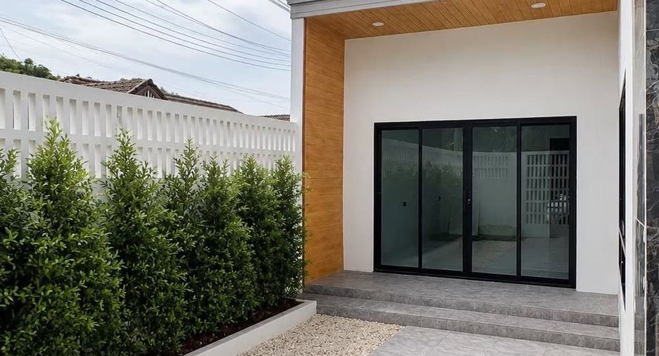 For sale 4 ベッドルーム house in Mueang Phuket, Phuket