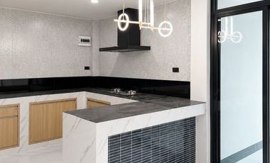 For sale 4 ベッドルーム house in Mueang Phuket, Phuket