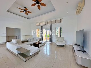 For rent 4 bedrooms house in Bang Lamung, Chonburi