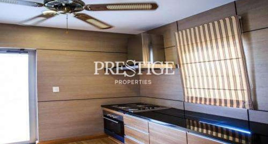 For rent 4 bedrooms house in Bang Lamung, Chonburi