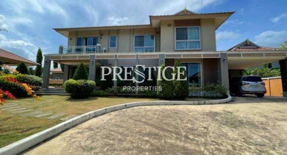 For rent 4 bedrooms house in Bang Lamung, Chonburi