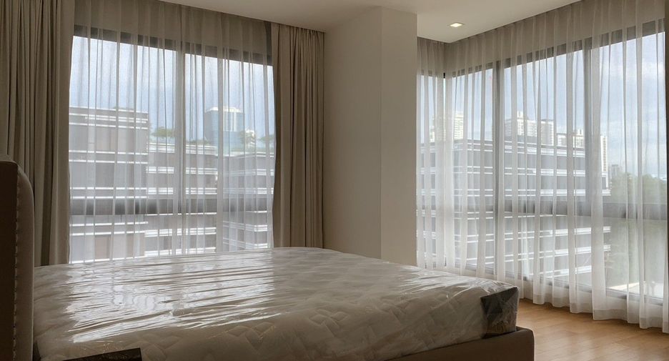 Wohnung zur Miete mit 3 Zimmer in Khlong Toei, Bangkok