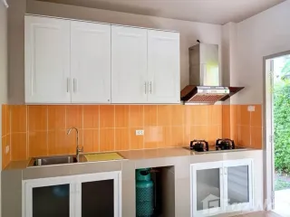Аренда 3 спальни дом в Ханг Донг, Чианг Маи
